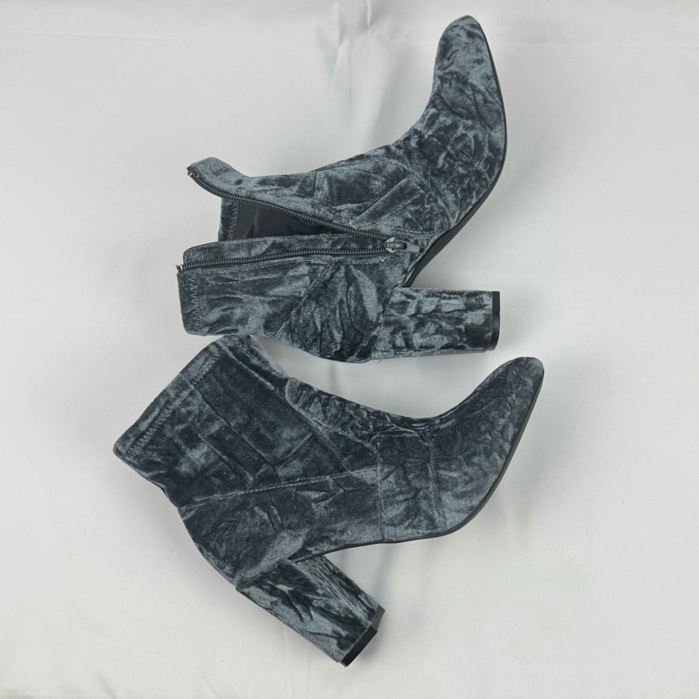 Steve Madden Gray Velvet Ankle Boots with Block Heel - Picture 11 of 12